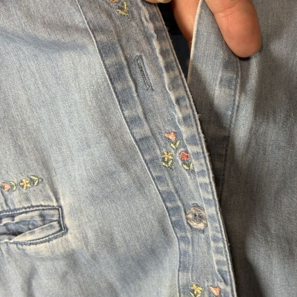Vtg 90s Northern Reflection Women L Denim Shirt Embroidery Dainty Floral Cottage - Picture 5 of 6